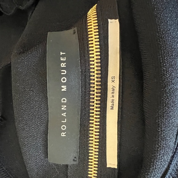 Roland Mouret 2017 Runway - Picture 2 of 5